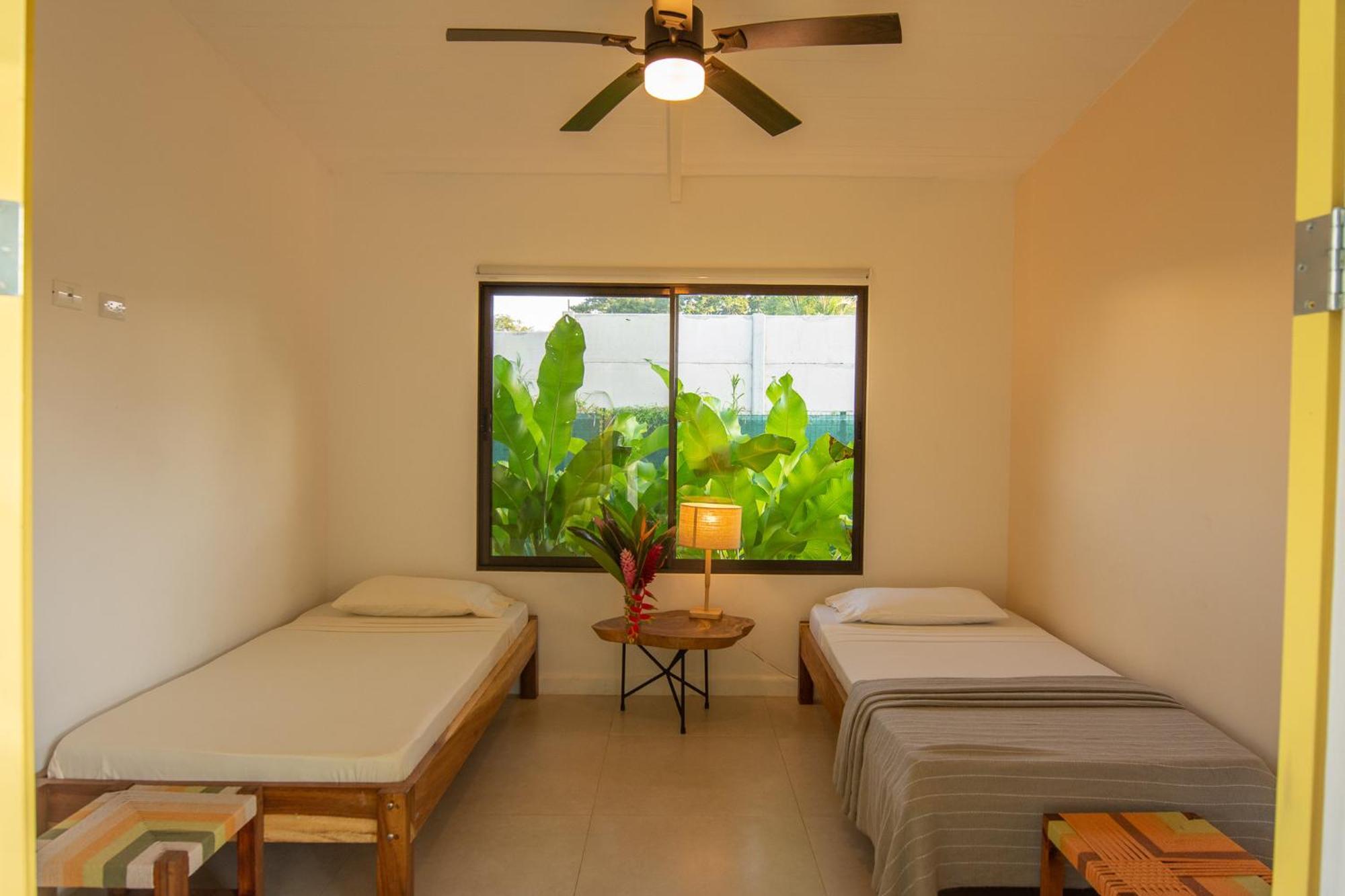 Namaitami Casa Hermosa Con Ac Y Piscina A Solo 650 Metros Del Parque Nacional Cahuita Kültér fotó
